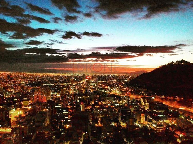 Atardecer sobre la ciudad