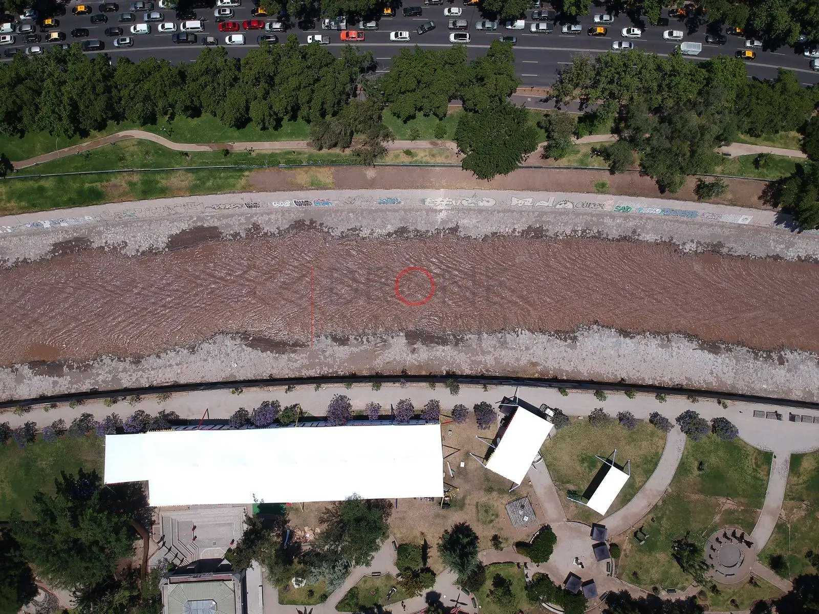 Cauce del río Mapocho, Providencia · vista cenital