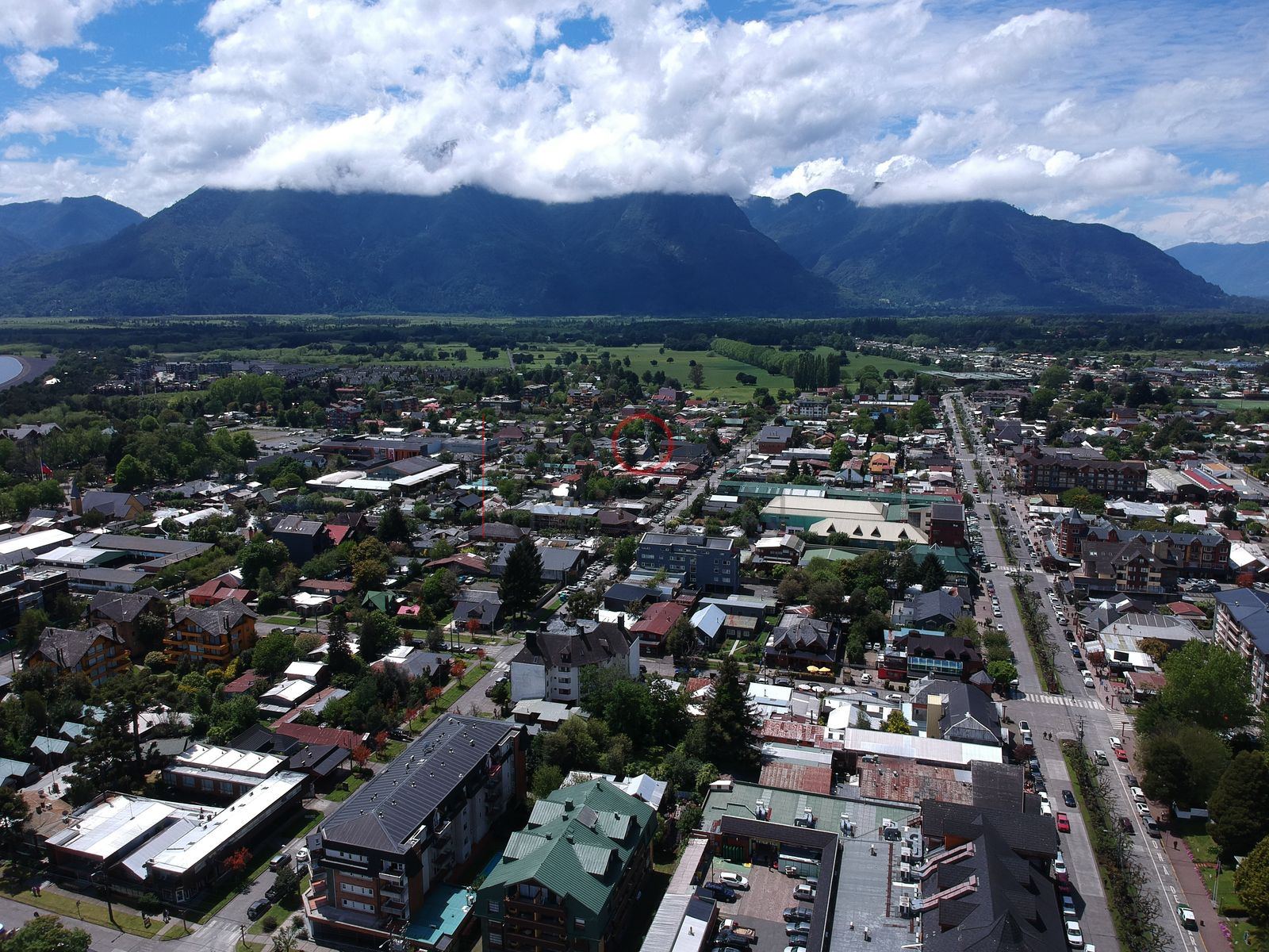 Pucón bajo la cordillera, Centro de Pucón