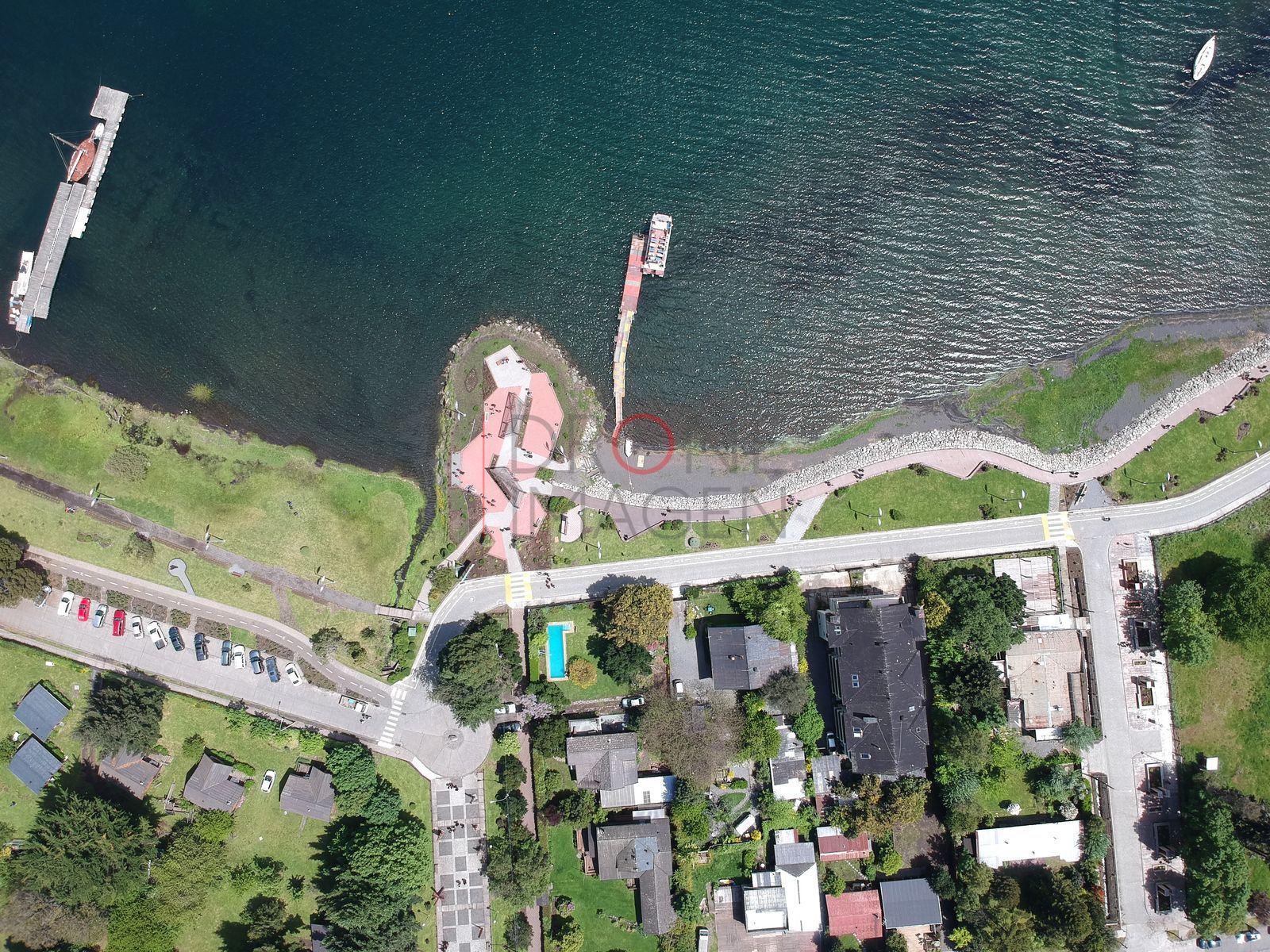Muelle y costanera de Pucón