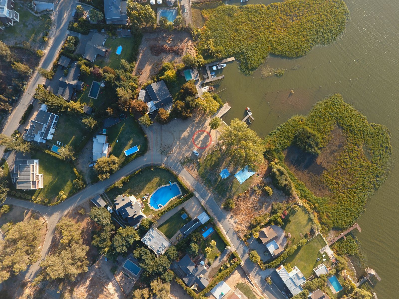 Canal con casas y piscinas, Las Cabras (2)